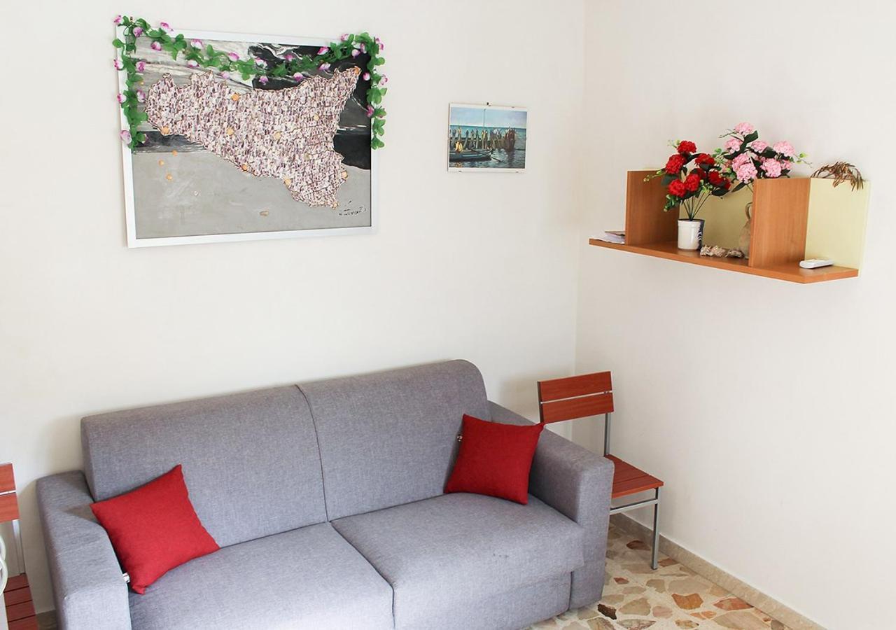 Don Vito'S Apartments Castellammare del Golfo Bagian luar foto